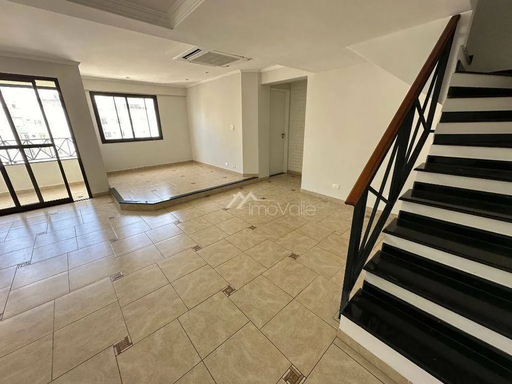 Cobertura, 3 quartos, 157 m² - Foto 1
