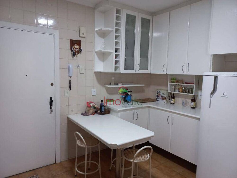 Cobertura, 4 quartos, 270 m² - Foto 11