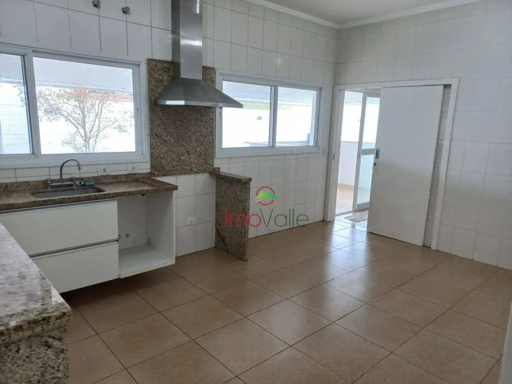 Sobrado, 6 quartos, 330 m² - Foto 7