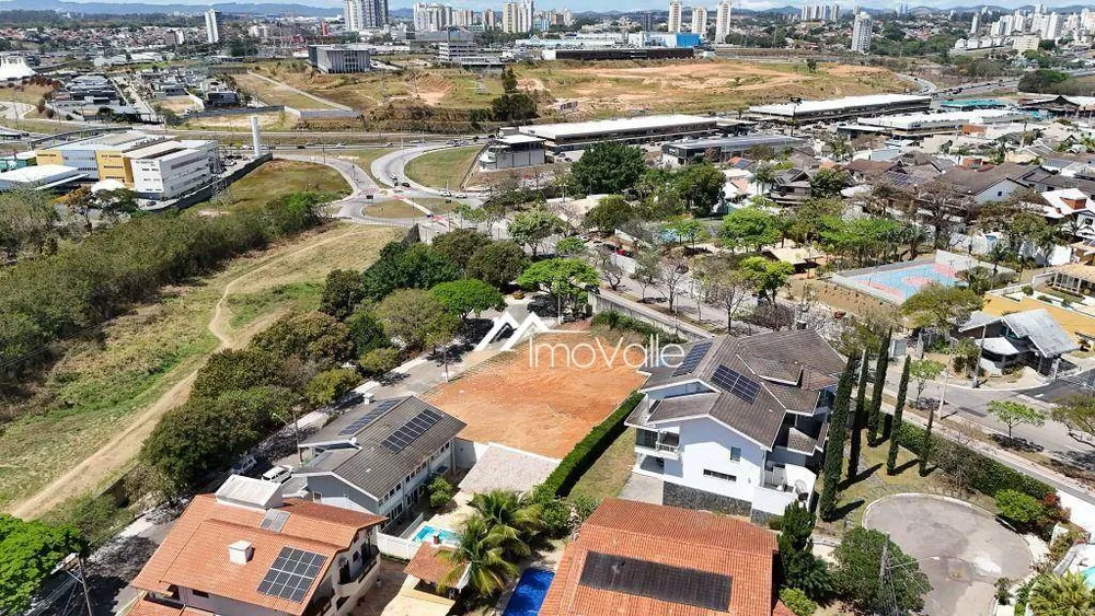 Loteamento e Condomínio, 1495 m² - Foto 1