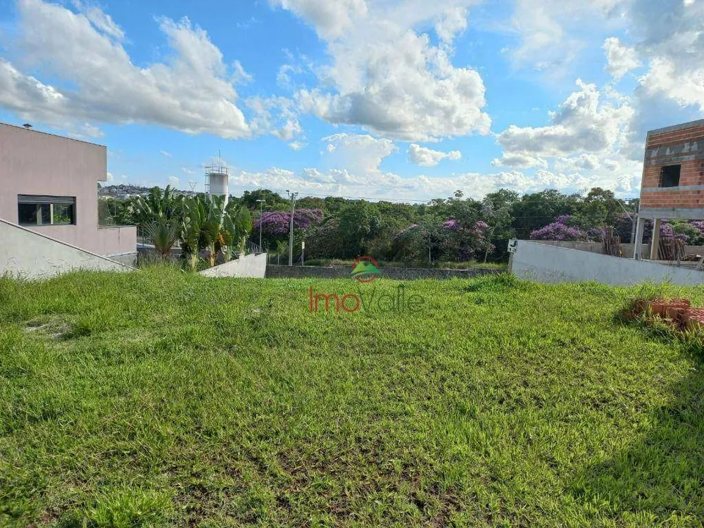 Loteamento e Condomínio, 714 m² - Foto 1