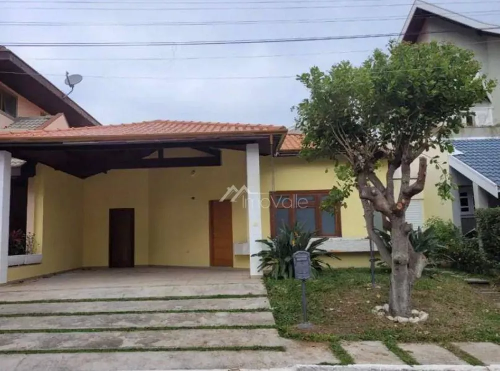 Casa de Condomínio para alugar com 4 quartos, 170m² - Foto 1