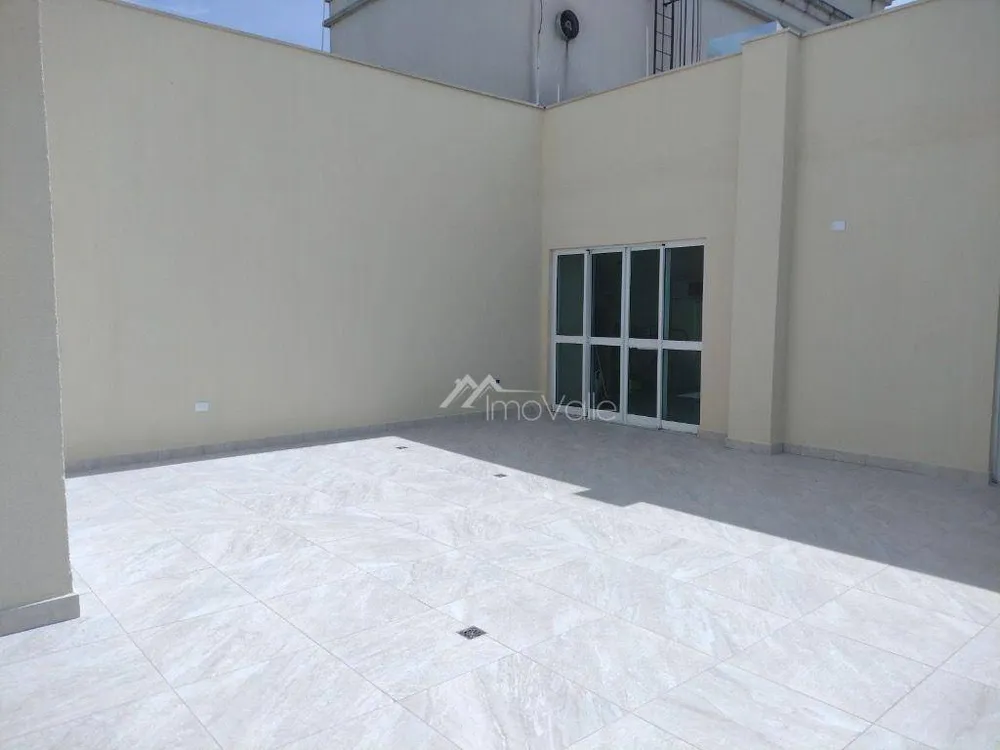 Cobertura, 4 quartos, 223 m² - Foto 2