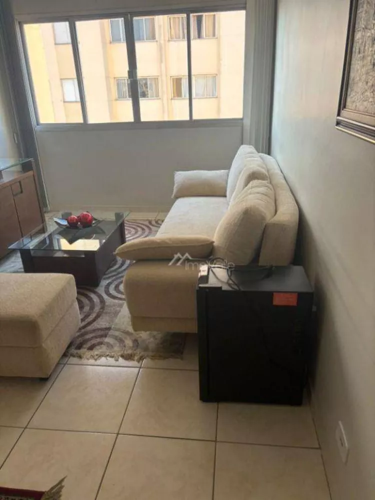 Apartamento para alugar com 3 quartos, 80m² - Foto 2