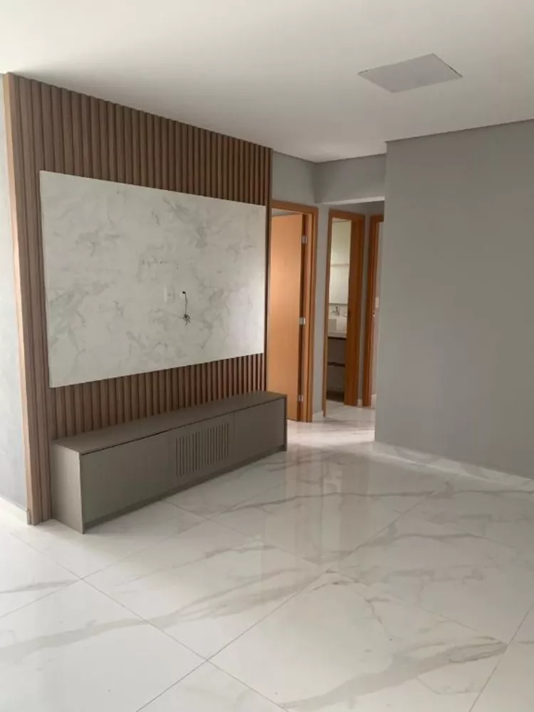 Apartamento à venda com 3 quartos, 75m² - Foto 2