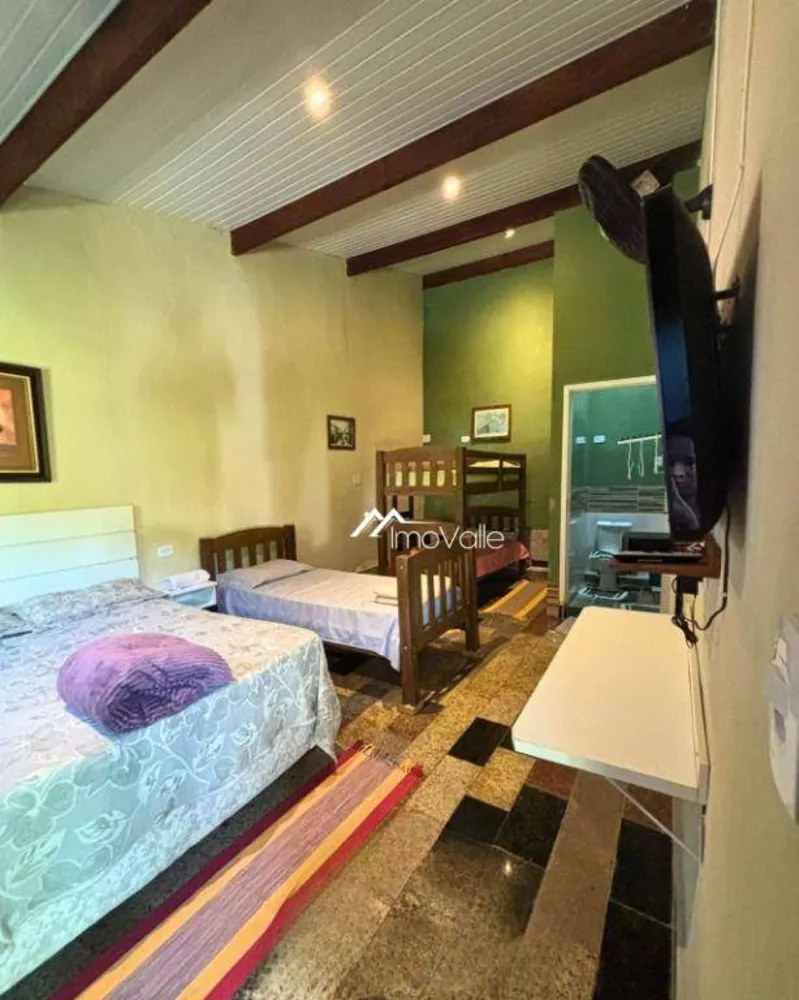 Chácara, 8 quartos, 2800 m² - Foto 8