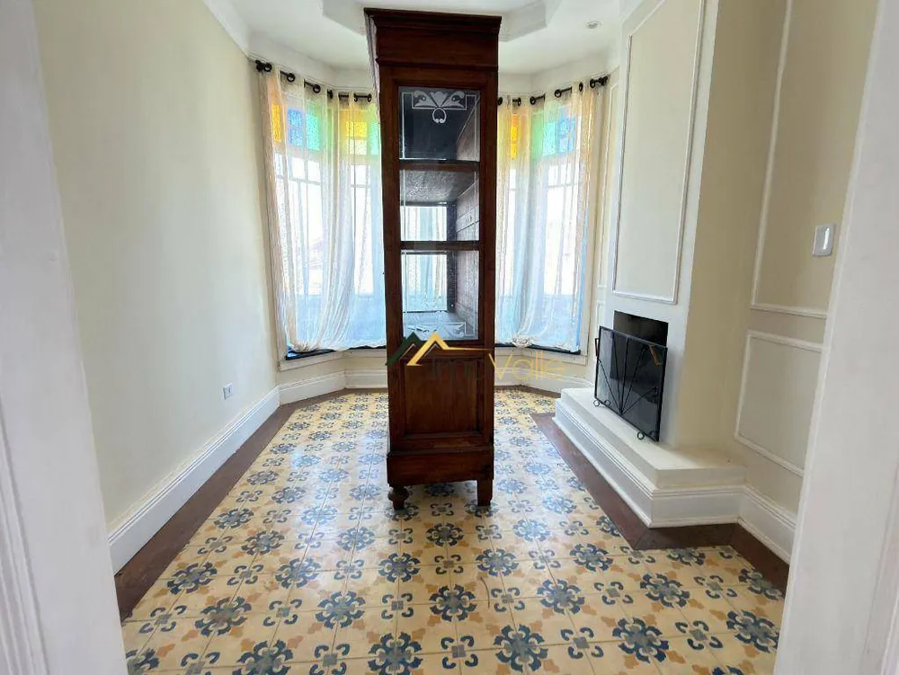 Sobrado, 5 quartos, 500 m² - Foto 1