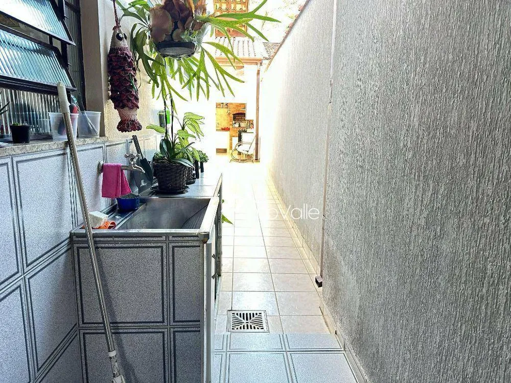 Casa, 3 quartos, 200 m² - Foto 7