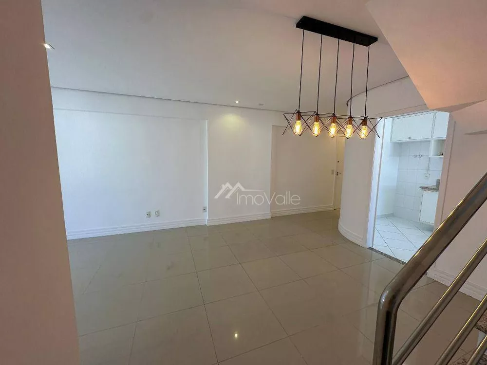 Cobertura à venda com 3 quartos, 227m² - Foto 2