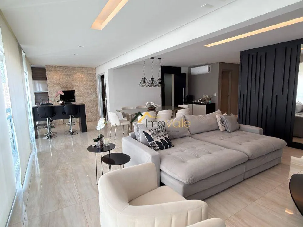 Apartamento, 3 quartos, 156 m² - Foto 1