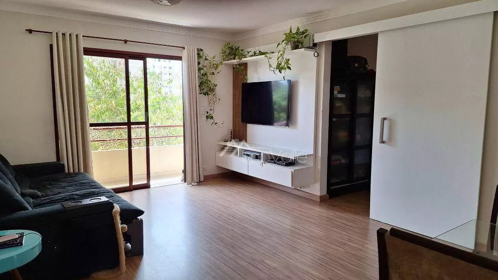 Apartamento à venda com 3 quartos, 99m² - Foto 1