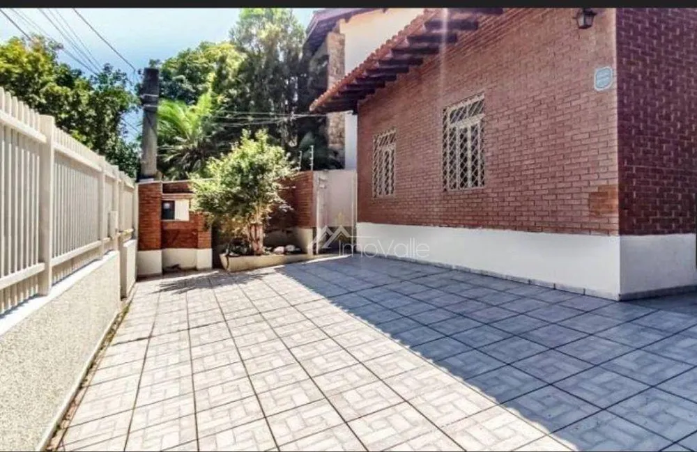 Casa, 6 quartos, 318 m² - Foto 8