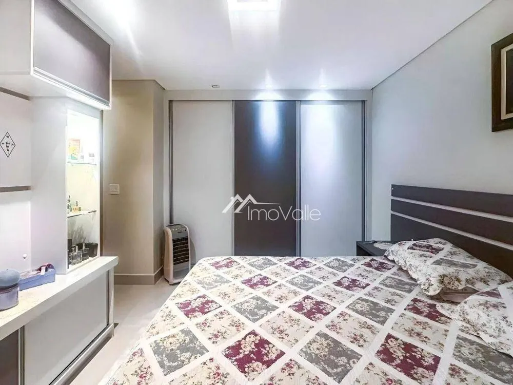 Apartamento, 3 quartos, 111 m² - Foto 1