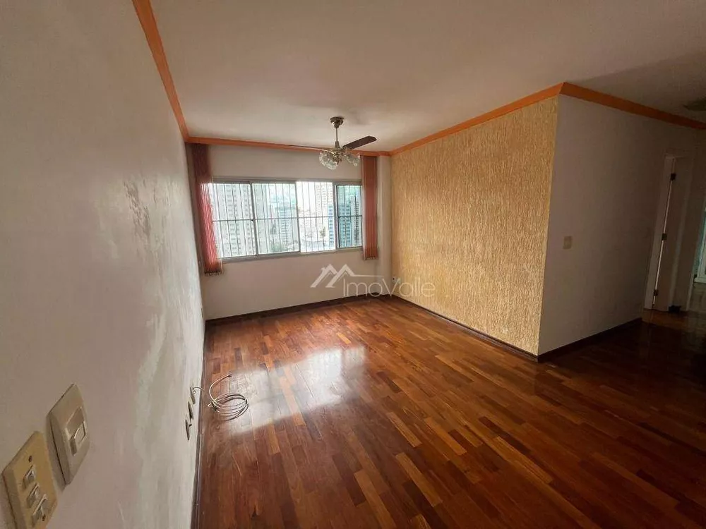 Apartamento à venda com 2 quartos, 65m² - Foto 2