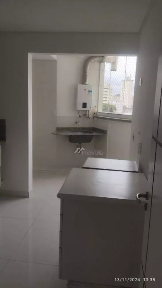 Apartamento à venda com 2 quartos, 72m² - Foto 5