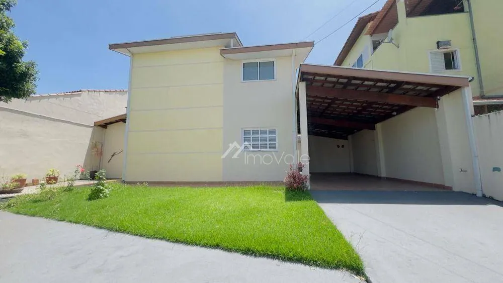 Casa, 4 quartos, 248 m² - Foto 2