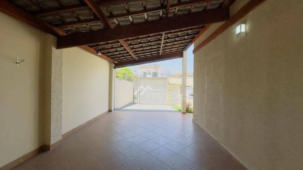 Casa, 4 quartos, 248 m² - Foto 3