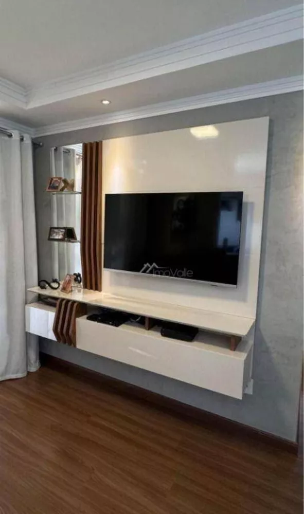 Apartamento à venda com 2 quartos, 65m² - Foto 1