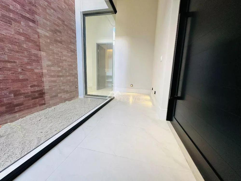 Casa de Condomínio à venda com 3 quartos, 295m² - Foto 2