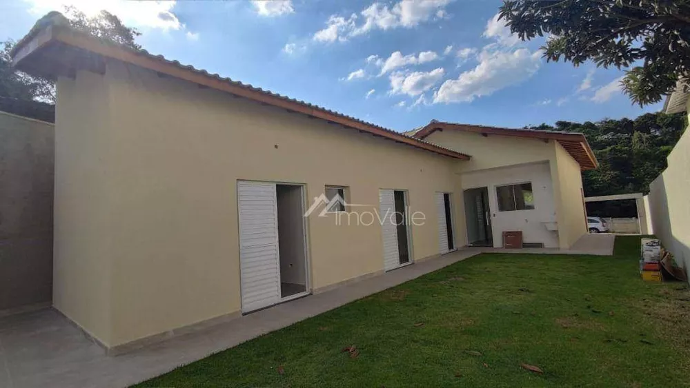 Casa à venda com 4 quartos, 95m² - Foto 1