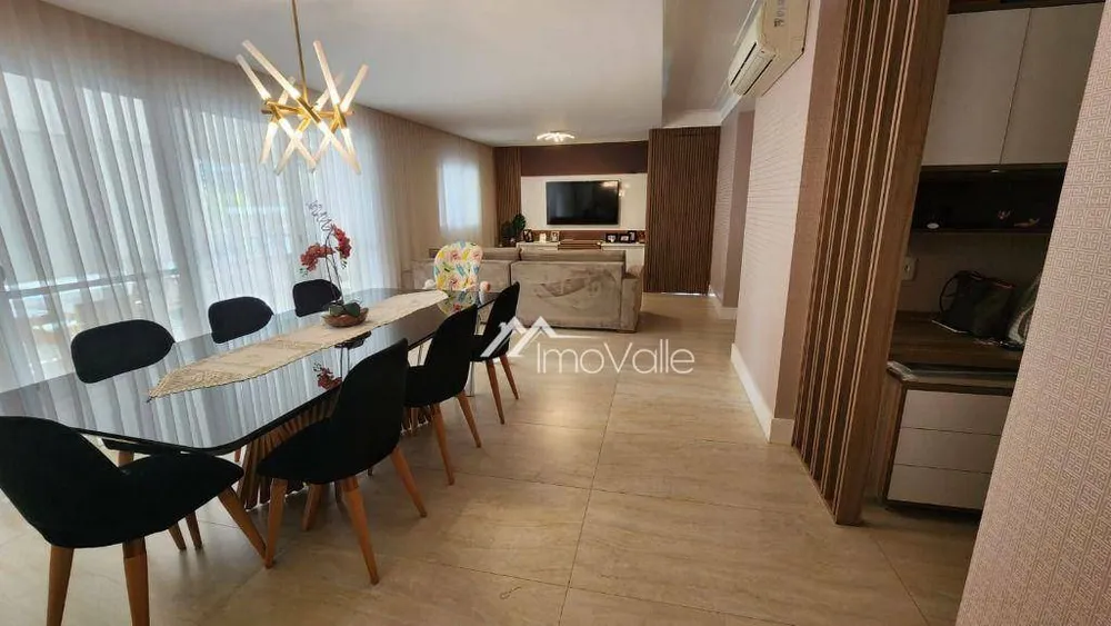 Apartamento, 3 quartos, 182 m² - Foto 1