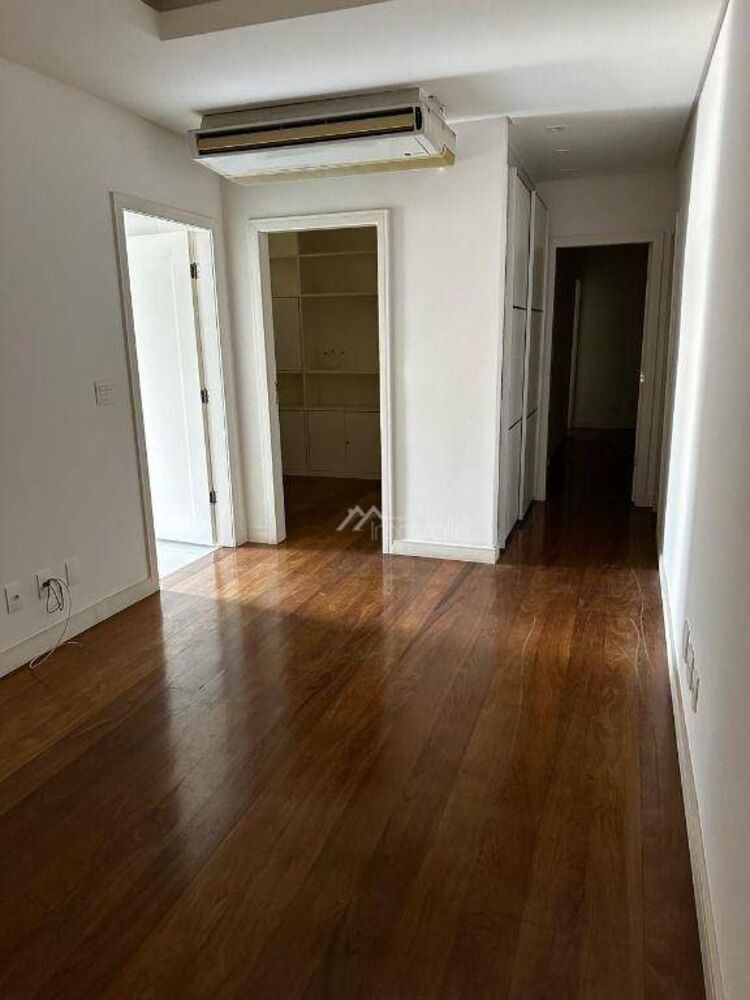 Apartamento à venda com 4 quartos, 326m² - Foto 6