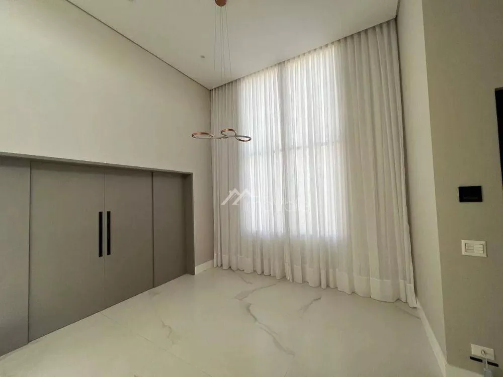 Casa de Condomínio à venda com 4 quartos, 315m² - Foto 3