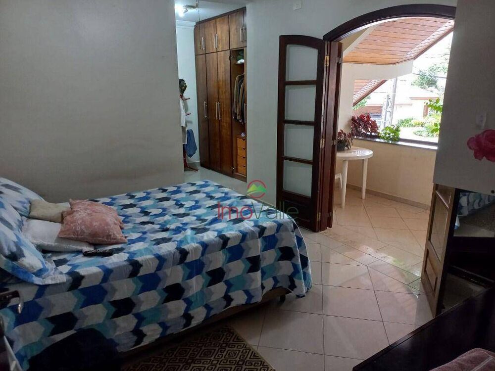 Sobrado, 3 quartos, 283 m² - Foto 2