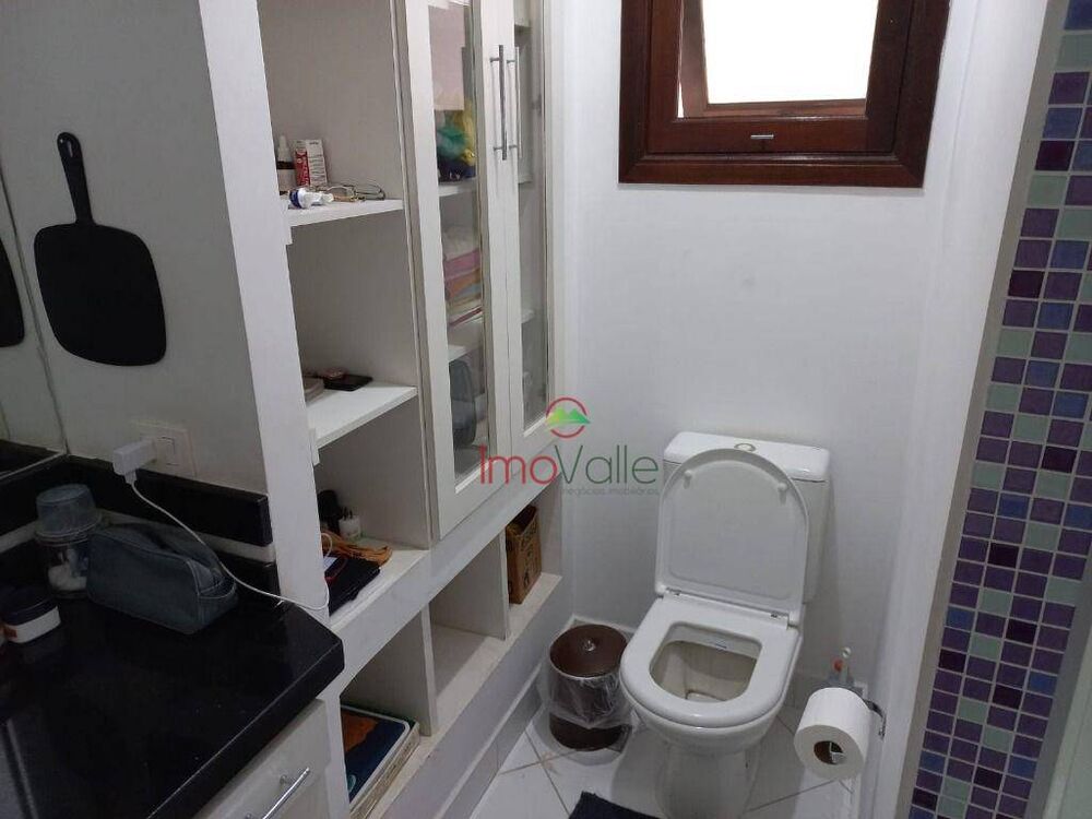 Sobrado, 3 quartos, 283 m² - Foto 1