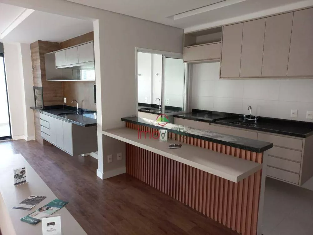 Apartamento à venda com 2 quartos, 103m² - Foto 1