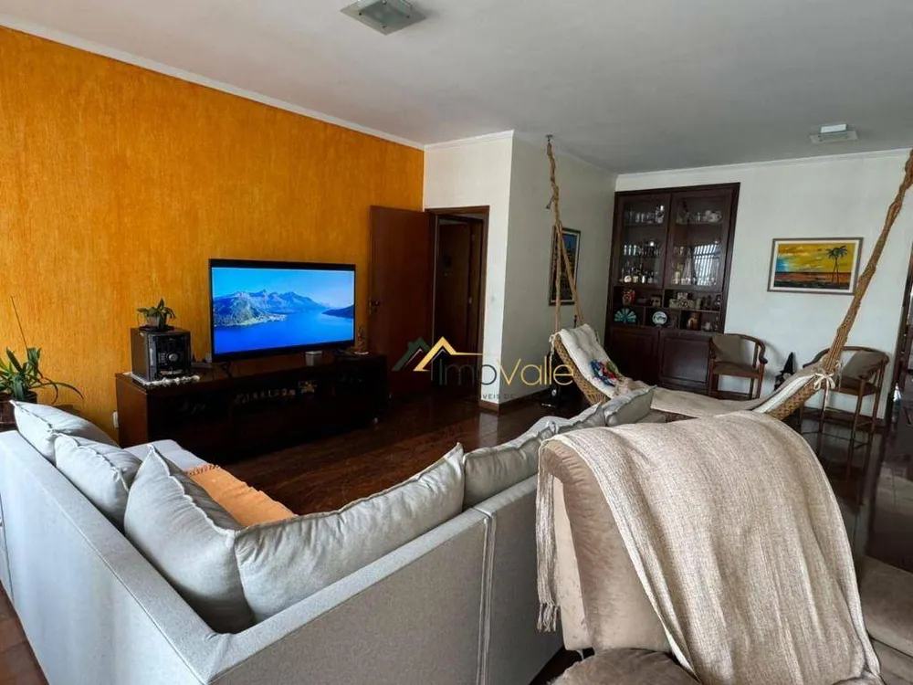 Apartamento, 3 quartos, 200 m² - Foto 4