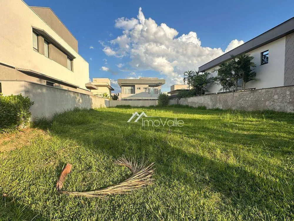 Loteamento e Condomínio, 450 m² - Foto 1
