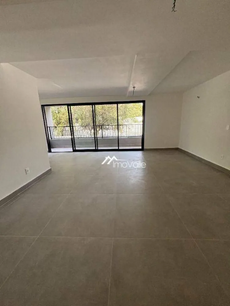 Apartamento, 3 quartos, 201 m² - Foto 2