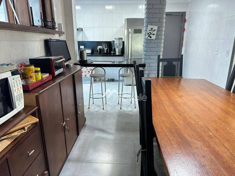Casa, 3 quartos, 375 m² - Foto 2