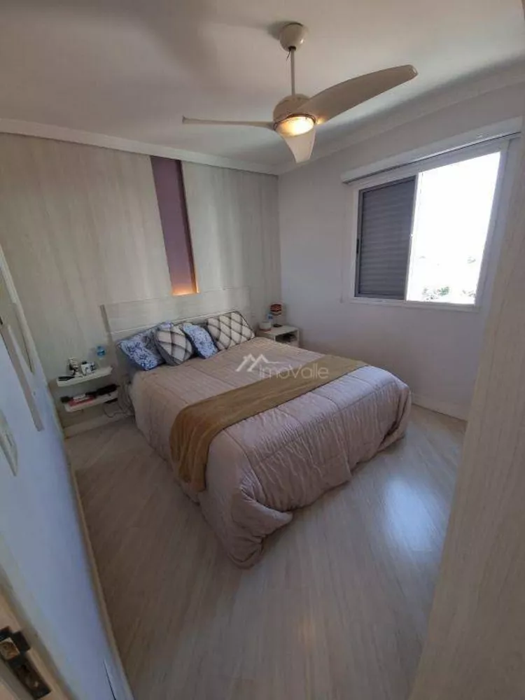 Apartamento à venda com 3 quartos, 77m² - Foto 2