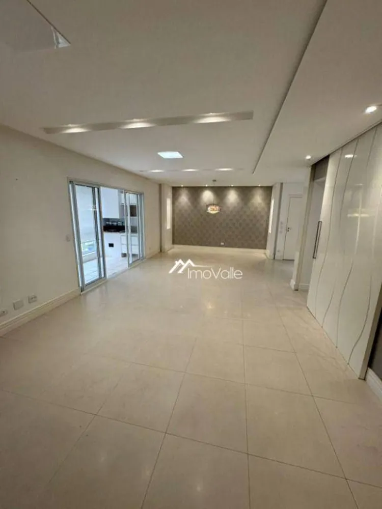 Apartamento, 3 quartos, 144 m² - Foto 2