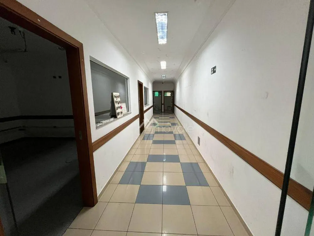 Prédio Inteiro, 555 m² - Foto 1