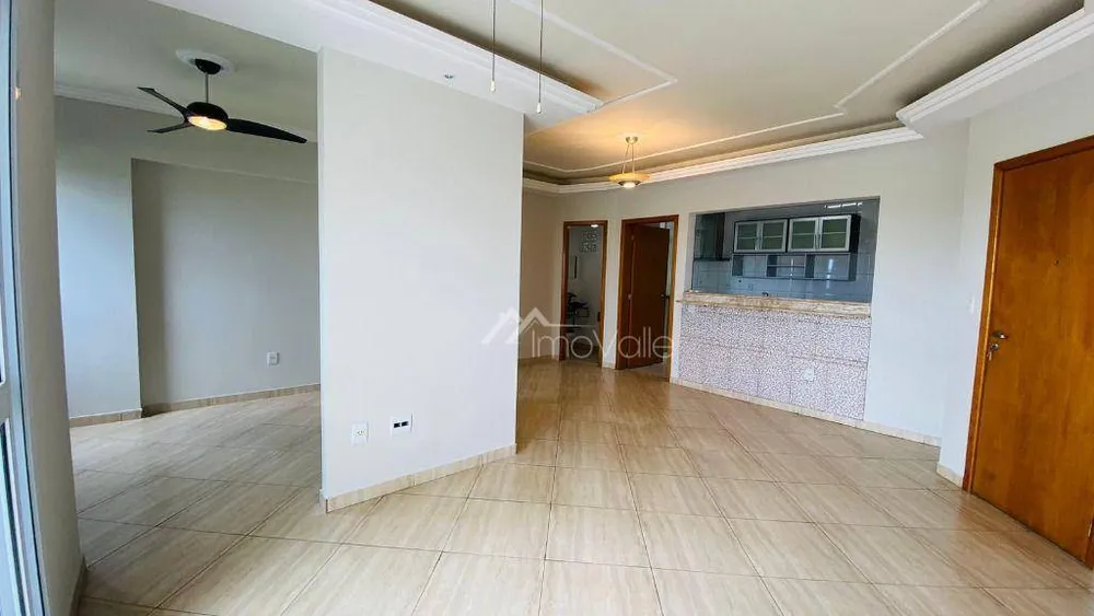 Apartamento, 3 quartos, 100 m² - Foto 2