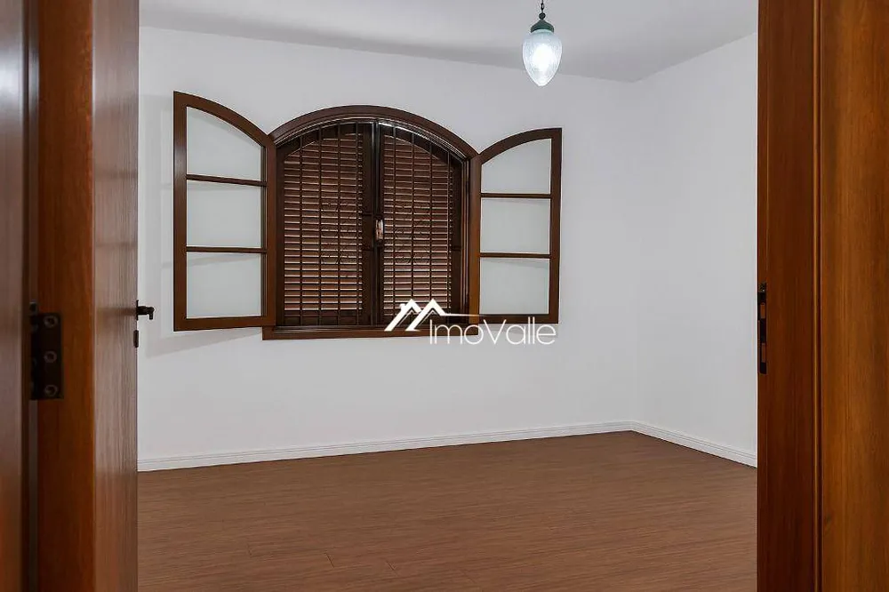 Casa, 3 quartos, 217 m² - Foto 3