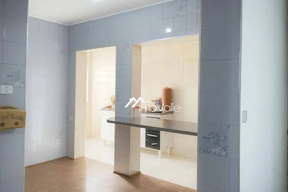 Casa, 3 quartos, 217 m² - Foto 4