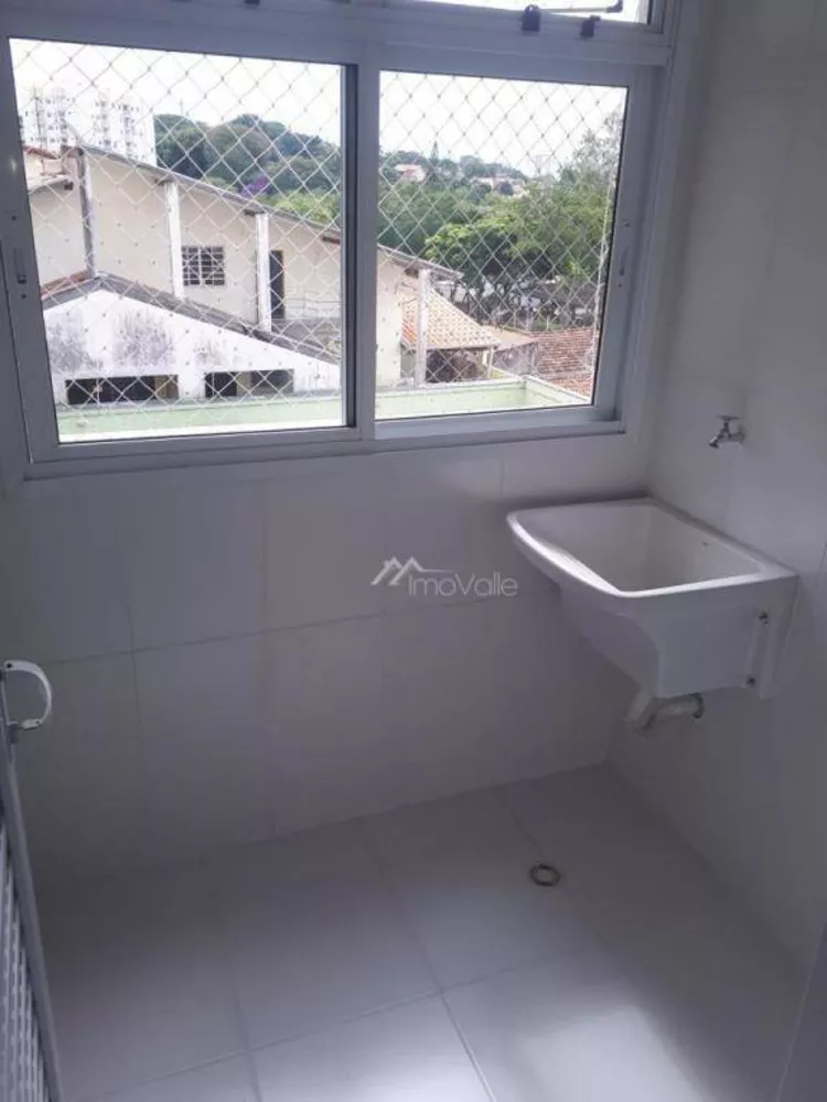 Apartamento à venda com 3 quartos, 77m² - Foto 3