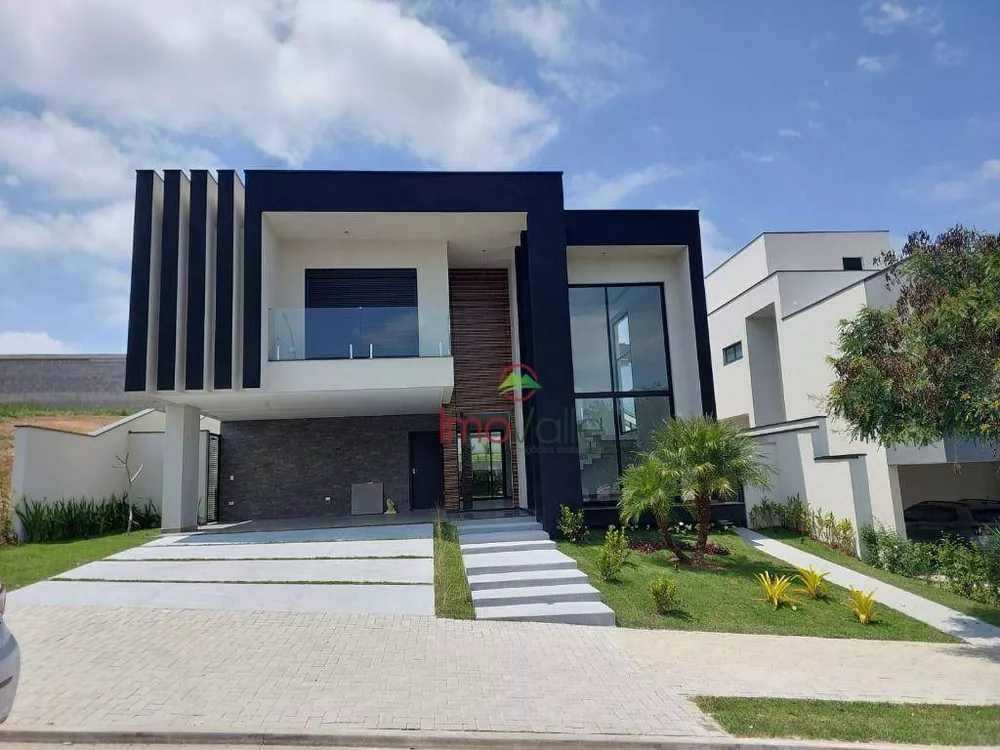 Casa de Condomínio à venda com 4 quartos, 363m² - Foto 2