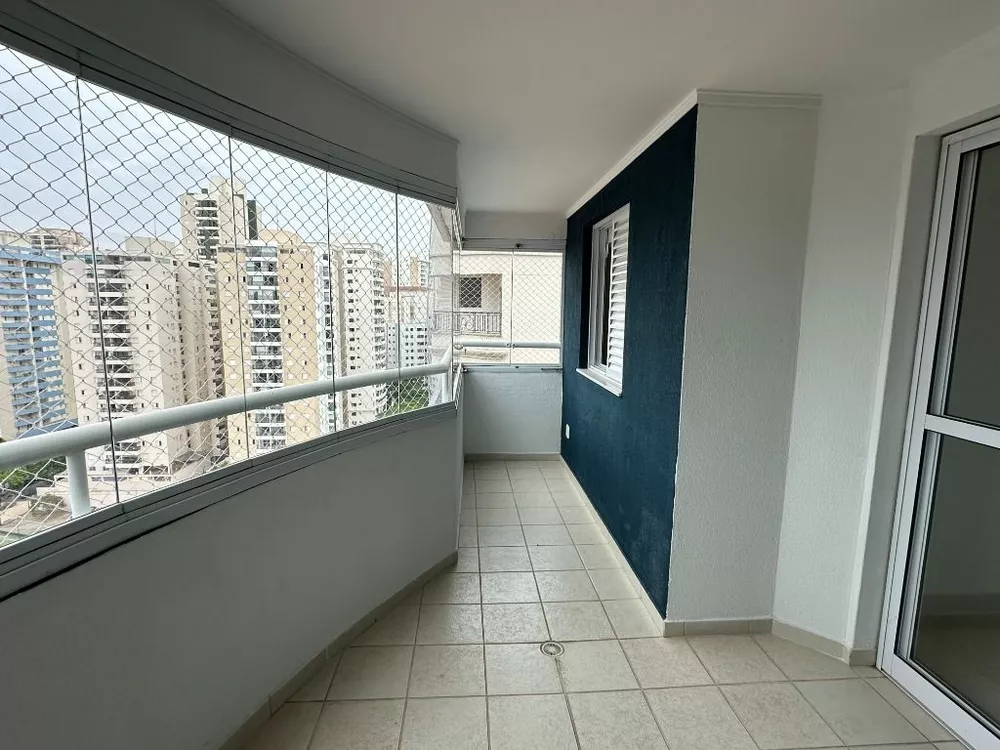 Apartamento à venda com 2 quartos, 68m² - Foto 4