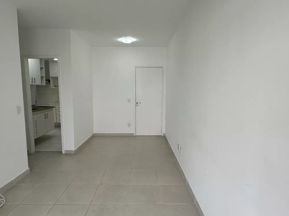 Apartamento à venda com 2 quartos, 68m² - Foto 3