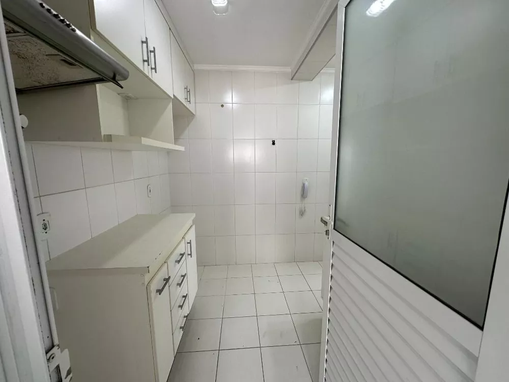 Apartamento à venda com 2 quartos, 68m² - Foto 8