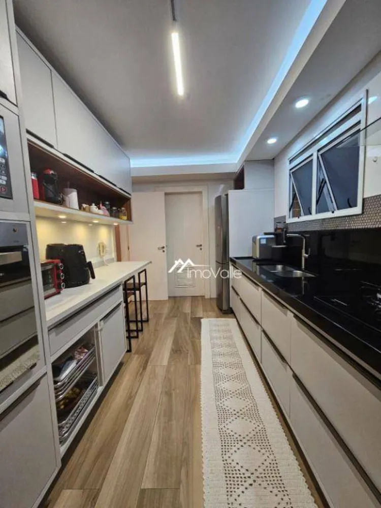 Apartamento, 3 quartos, 182 m² - Foto 4
