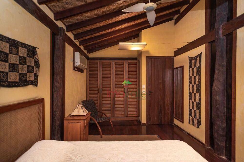 Casa, 3 quartos, 310 m² - Foto 2