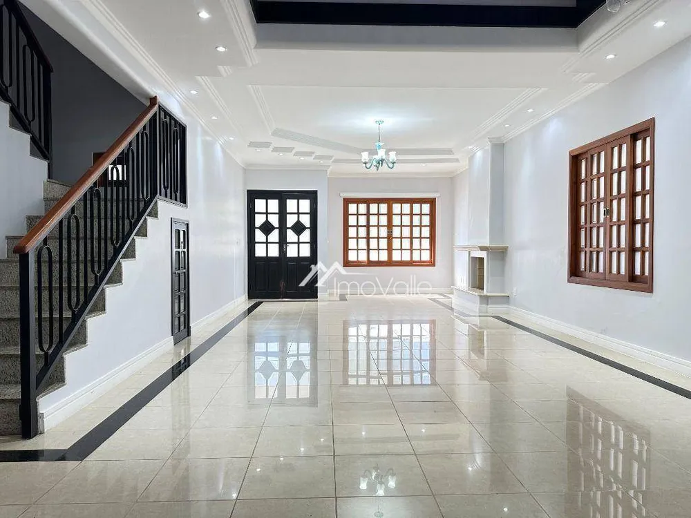 Casa de Condomínio, 4 quartos - Foto 1