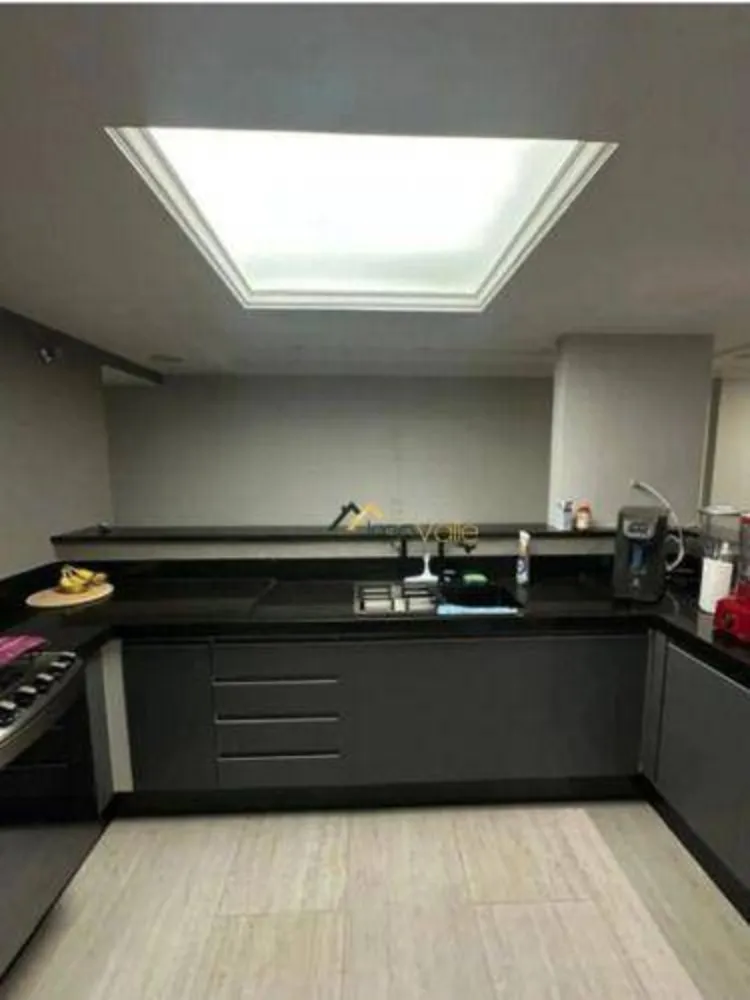 Cobertura, 4 quartos, 259 m² - Foto 11