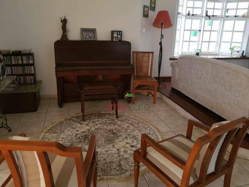 Sobrado, 4 quartos, 330 m² - Foto 2